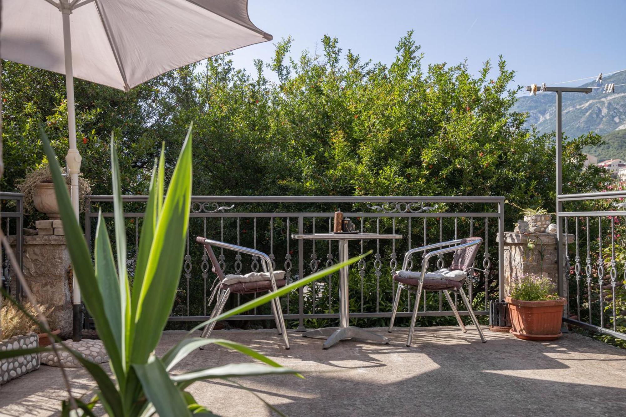 Stone Beach Apartments Pržno المظهر الخارجي الصورة