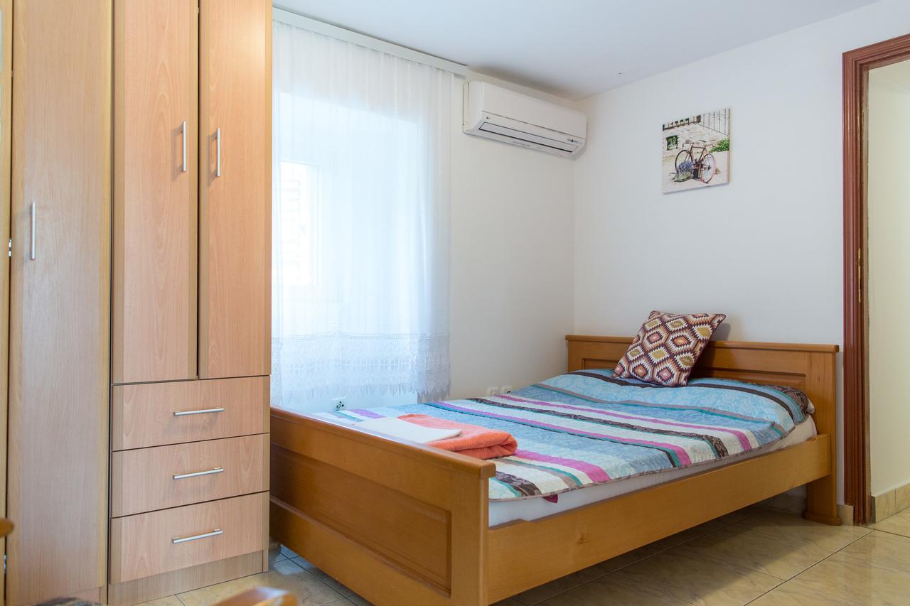 Stone Beach Apartments Pržno المظهر الخارجي الصورة